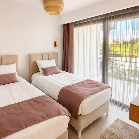 Mykonos Homes Retreat With Private Jacuzzi & Pool At Northern Cyprus Apartment *
