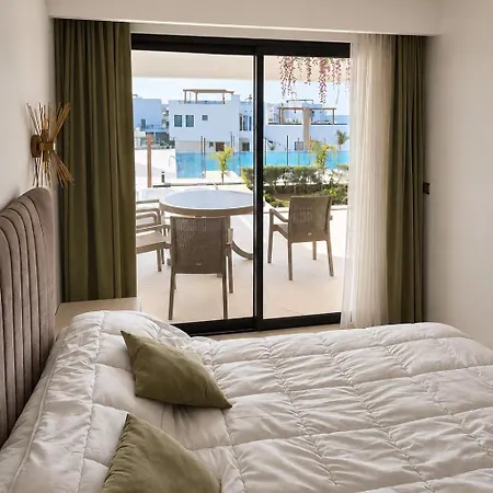 Mykonos Homes Retreat With Private Jacuzzi & Pool At Northern Cyprus Paralimni